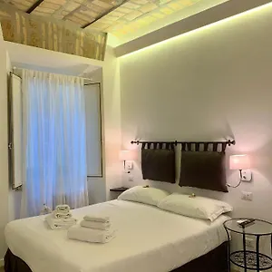 Luxury Near Colosseum ** Rome