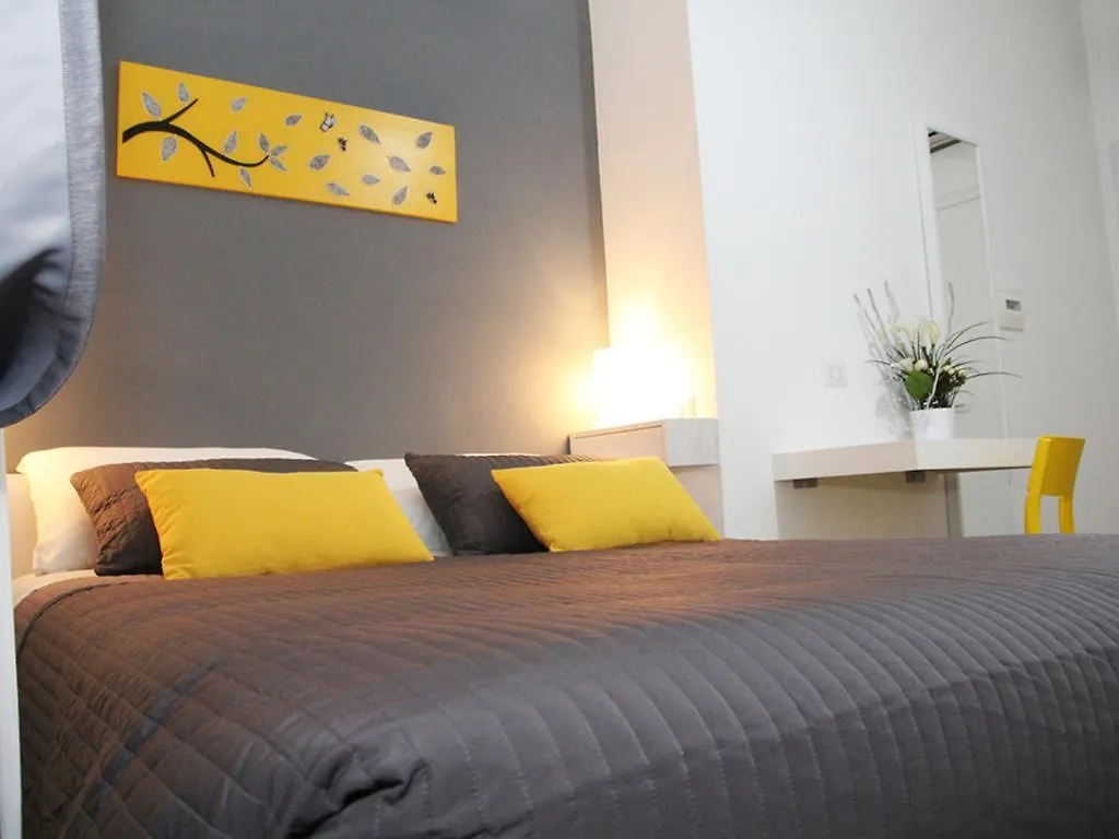 Dormi A Roma Bed & Breakfast