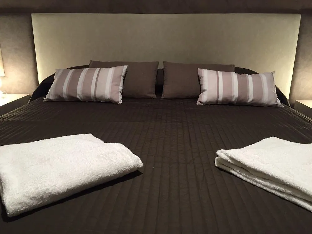 Dormi A Roma Bed & Breakfast 3*, Rome Italy