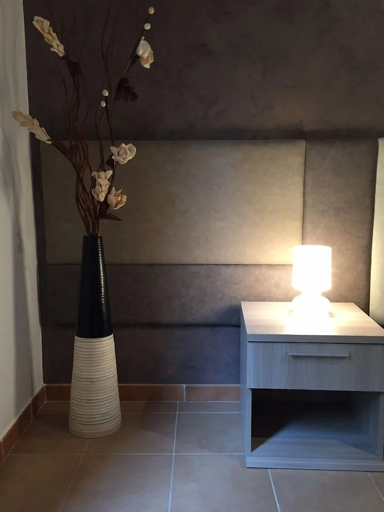 Dormi A Roma Bed & Breakfast Rome